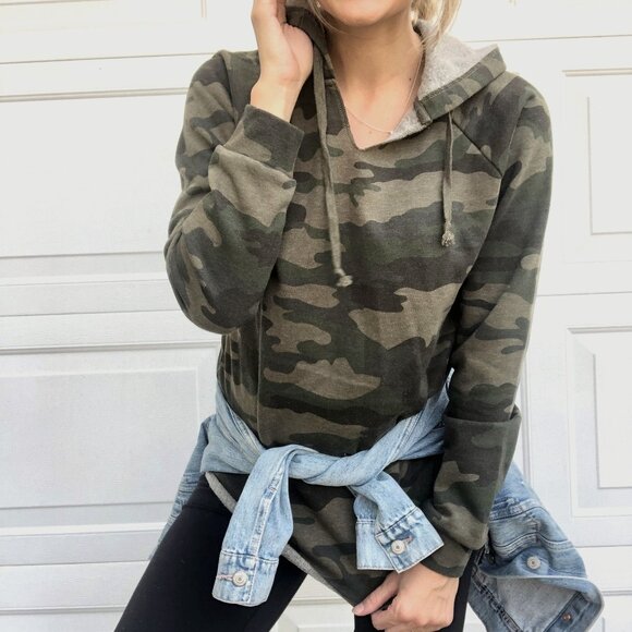 Vanilla Bay Tops - Camo V-neck Hoodie